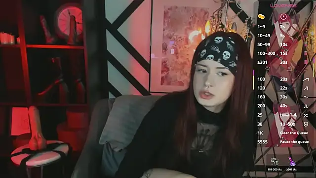 Lily Moonlight online show from 05-31-26, 02:12