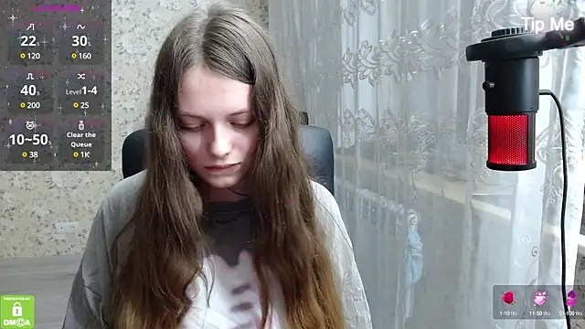 Nana Hot online show from 03-18-25, 04:39
