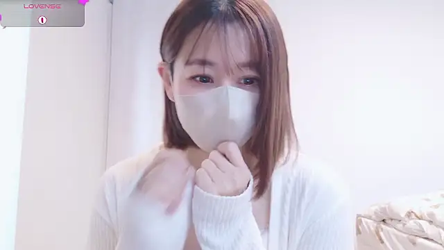 Mamu Mamu  online show from 10-29-25, 10:42