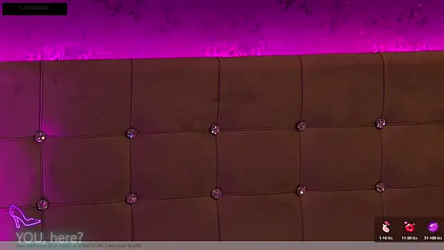 ZoeMesmerize online show from 11-10-25, 03:55