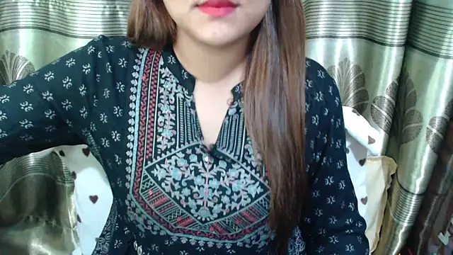 Snapshot of queen_angelina chatting on 03-13-26, 05:51 queen angelina online show from 03-13-26, 05:51