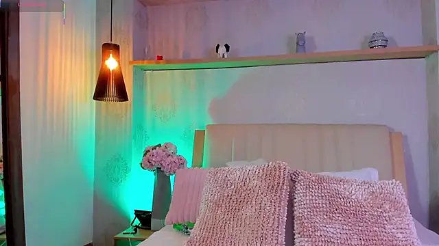 CamilleLynn online show from 11-09-25, 07:40