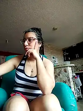 Im Alma  online show from 11-13-25, 02:54