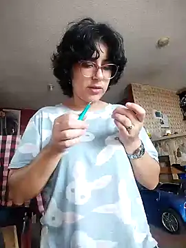 Im Alma  online show from 02-04-25, 01:38