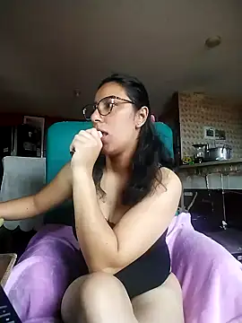 Im Alma  online show from 04-29-26, 01:37