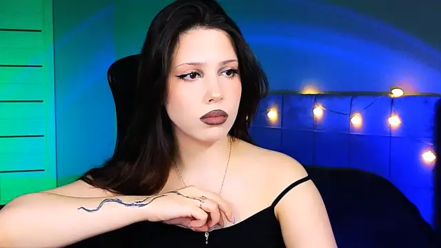 Snapshot of Stacy_Gonzales_ chatting on 02-28-25, 03:26 Stacy Gonzales  online show from 02-28-25, 03:26