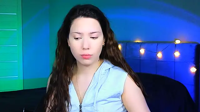 Snapshot of Stacy_Gonzales_ chatting on 03-20-25, 05:35 Stacy Gonzales  online show from 03-20-25, 05:35