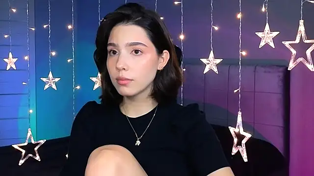 Snapshot of Stacy_Gonzales_ chatting on 10-10-25, 08:37 Stacy Gonzales  online show from 10-10-25, 08:37