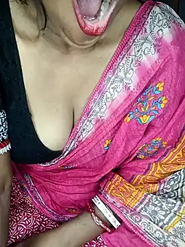 Wifesuman40 online show from 12-31-24, 06:46