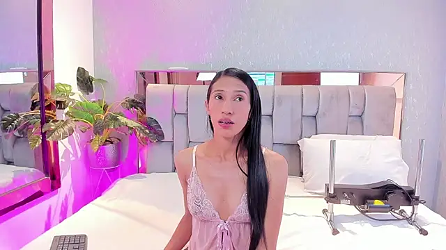 RoseTaylor   online show from 12-21-25, 05:09