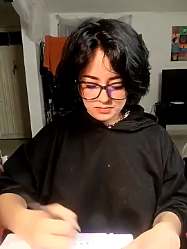 Lin-cute online show from 03-12-25, 08:51