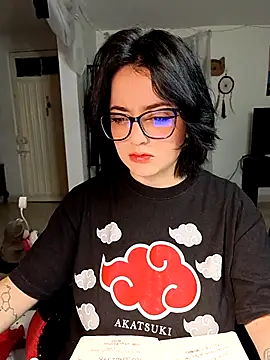 Lin-cute online show from 03-19-25, 08:12