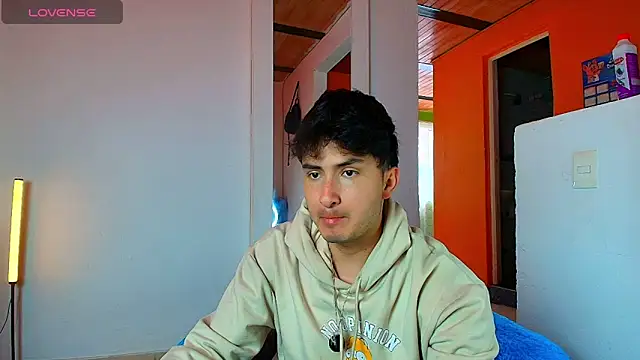 santyago taylor online show from 01-12-26, 06:36