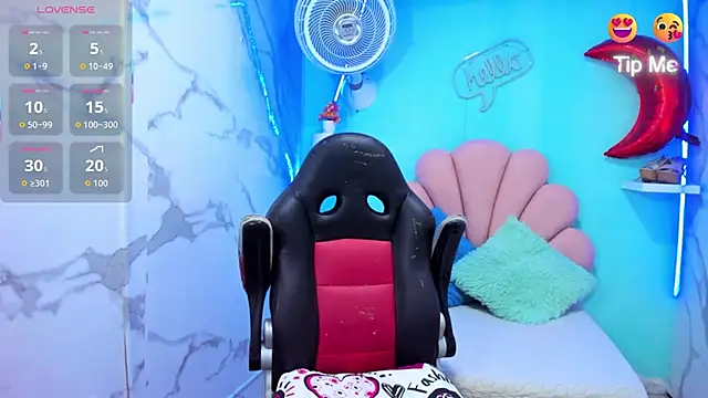 cristal horny19 online show from 04-04-26, 10:05