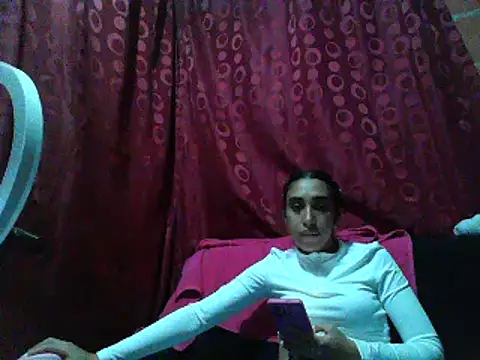 Snapshot of ifeelverywet_andhot chatting on 02-08-25, 05:18 ifeelverywet andhot online show from 02-08-25, 05:18