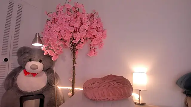 Snapshot of kitty_miaa chatting on 07-01-26, 10:59 kitty miaa online show from 07-01-26, 10:59