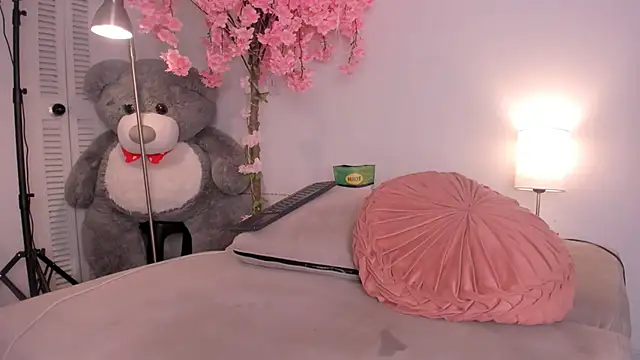 Snapshot of kitty_miaa chatting on 07-12-26, 09:26 kitty miaa online show from 07-12-26, 09:26