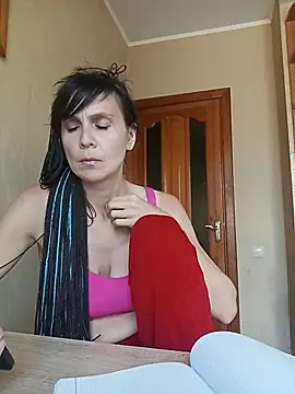 Francenia lolis online show from 07-13-26, 10:14