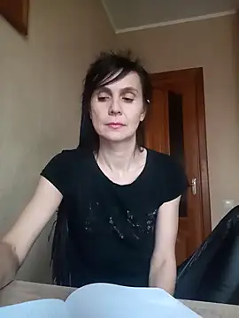 Francenia lolis online show from 11-27-25, 08:15