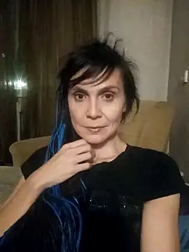 Francenia lolis online show from 10-25-25, 11:05