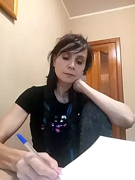 Francenia lolis online show from 11-06-25, 02:10