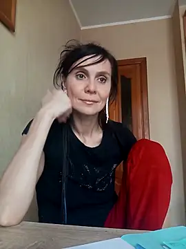 Snapshot of Francenia_lolis chatting on 02-17-26, 10:23 Francenia lolis online show from 02-17-26, 10:23