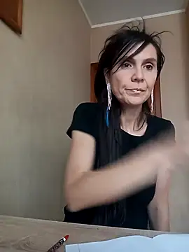 Snapshot of Francenia_lolis chatting on 02-13-26, 07:08 Francenia lolis online show from 02-13-26, 07:08