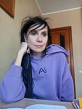 Francenia lolis online show from 01-15-26, 12:52