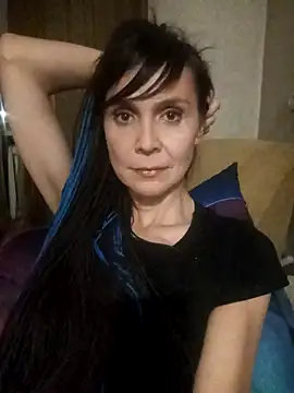 Snapshot of Francenia_lolis chatting on 10-19-25, 07:27 Francenia lolis online show from 10-19-25, 07:27