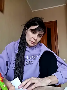 Snapshot of Francenia_lolis chatting on 03-14-25, 01:24 Francenia lolis online show from 03-14-25, 01:24