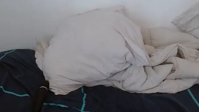 kittydollyx02 online show from 12-05-25, 10:03