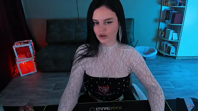 Lora Cain online show from 02-24-26, 10:27