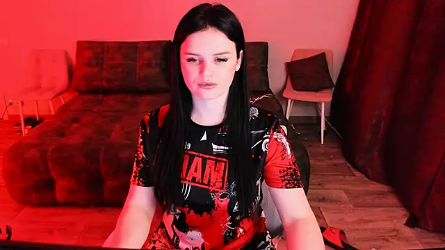 Lora Cain online show from 02-11-26, 03:01