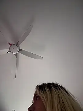 -Sexy Barbie- online show from 02-11-26, 08:14