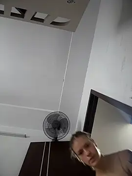 -Sexy Barbie- online show from 05-10-26, 04:38