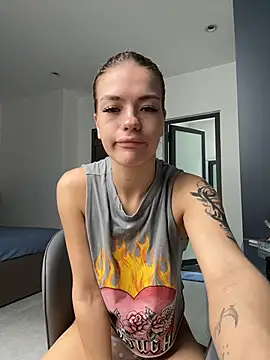 Snapshot of -Sexy_Barbie- chatting on 11-25-25, 03:29 -Sexy Barbie- online show from 11-25-25, 03:29