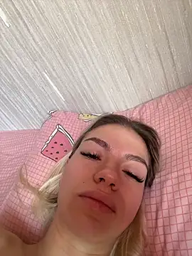 Snapshot of -Sexy_Barbie- chatting on 11-07-25, 03:11 -Sexy Barbie- online show from 11-07-25, 03:11