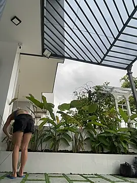 Snapshot of -Sexy_Barbie- chatting on 11-28-25, 02:12 -Sexy Barbie- online show from 11-28-25, 02:12