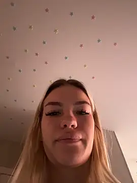 Snapshot of -Sexy_Barbie- chatting on 10-21-25, 03:28 -Sexy Barbie- online show from 10-21-25, 03:28