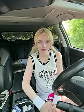 Amber Kawaii online show from 06-16-26, 01:55