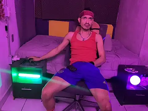 thesummerboy online show from 11-12-25, 11:14