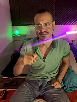 thesummerboy online show from 09-24-25, 05:14