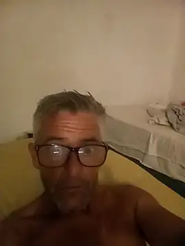 NICJOHNS online show from 01-04-25, 04:54