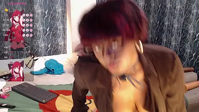 Snapshot of ebonyciaraqueen chatting on 02-25-26, 01:22 ebonyciaraqueen online show from 02-25-26, 01:22