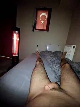 Snapshot of Selim5516 chatting on 05-27-26, 01:57 Selim5516 online show from 05-27-26, 01:57