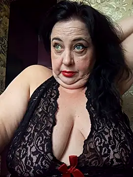 Snapshot of Angel_FUN chatting on 04-22-26, 06:42 Angel FUN online show from 04-22-26, 06:42
