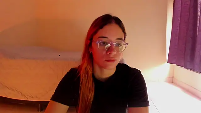 atenas 05  online show from 04-19-26, 04:52