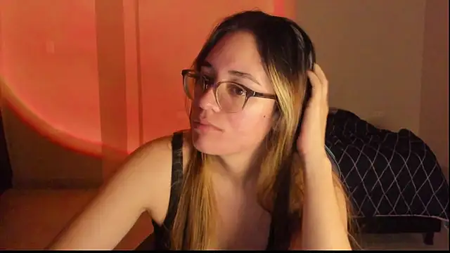 atenas 05  online show from 11-28-25, 09:31