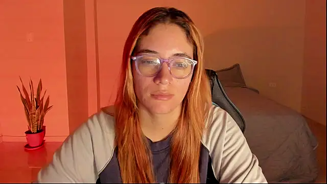 atenas 05  online show from 02-21-26, 09:33