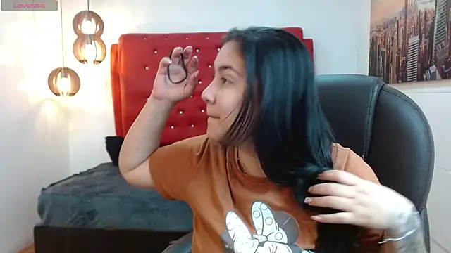 lizzaxs online show from 10-23-25, 01:21